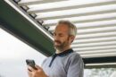 Somfy liefert smarte Funksteuerung für Lamellendächer